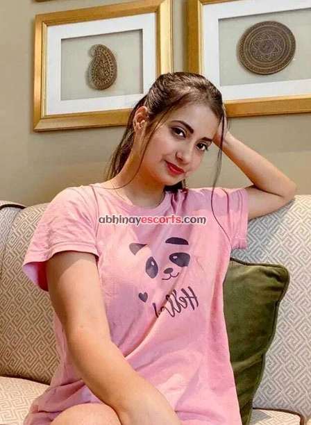 Russian Kanyakumari Vip Call Girl - Riya Bhattacharya